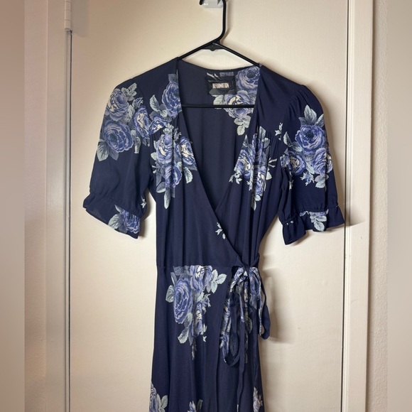 Reformation Oversized Floral Navy Blue Maxi Short Sleeves Wrap Cocktail Dress S - Picture 3 of 17